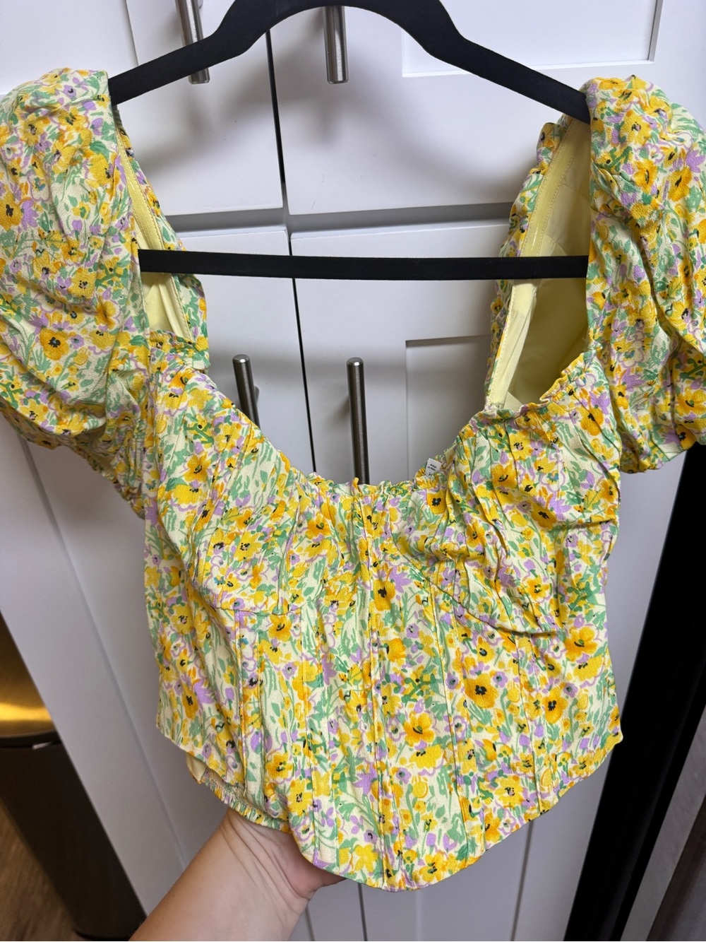 Astr Yellow Floral Puff-Sleeve Crop Top